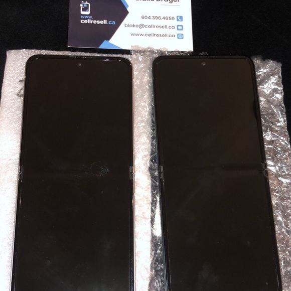 Samsung Z Flip 3. - Picture 2 of 2